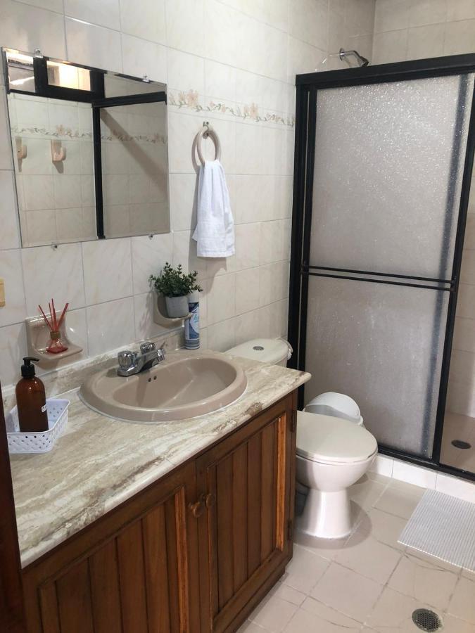 Habitaciones Independientes Cerca Al Aeropuerto 3 Cartagena Kültér fotó