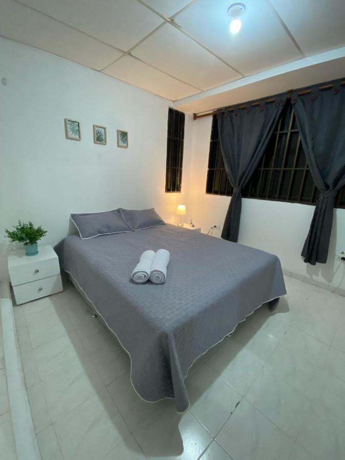 Habitaciones Independientes Cerca Al Aeropuerto 3 Cartagena Kültér fotó